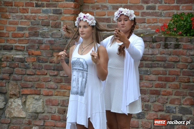 Zdjęcie w galerii na portalu naszraciborz.pl: I AM – Jestem - finał działań artystycznych podsumowano na Zamku Piastowskim wiadomości z regionu