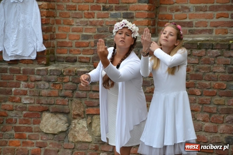 Zdjęcie w galerii na portalu naszraciborz.pl: I AM – Jestem - finał działań artystycznych podsumowano na Zamku Piastowskim wiadomości z regionu