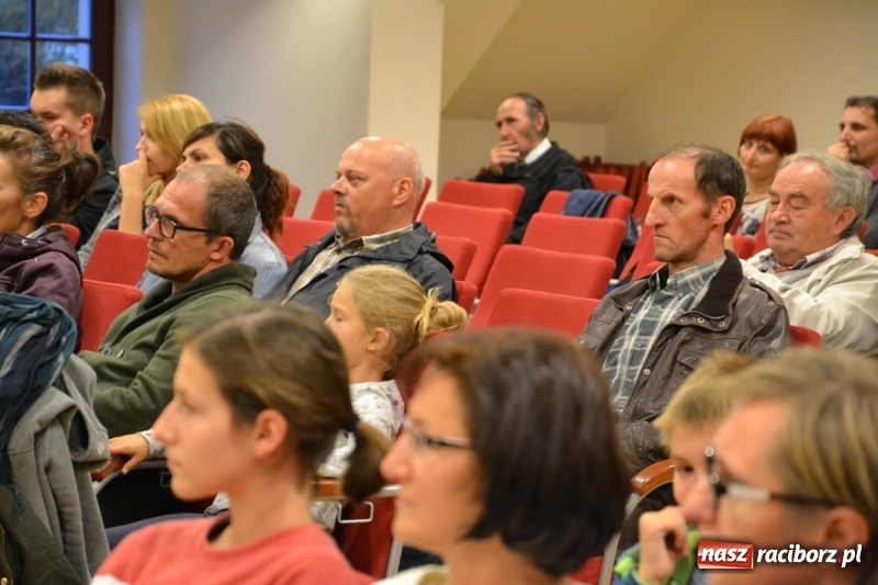 Zdjęcie w galerii na portalu naszraciborz.pl: I AM – Jestem - finał działań artystycznych podsumowano na Zamku Piastowskim wiadomości z regionu