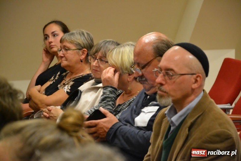 Zdjęcie w galerii na portalu naszraciborz.pl: I AM – Jestem - finał działań artystycznych podsumowano na Zamku Piastowskim wiadomości z regionu