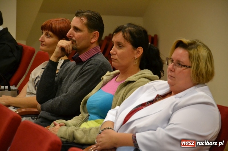 Zdjęcie w galerii na portalu naszraciborz.pl: I AM – Jestem - finał działań artystycznych podsumowano na Zamku Piastowskim wiadomości z regionu