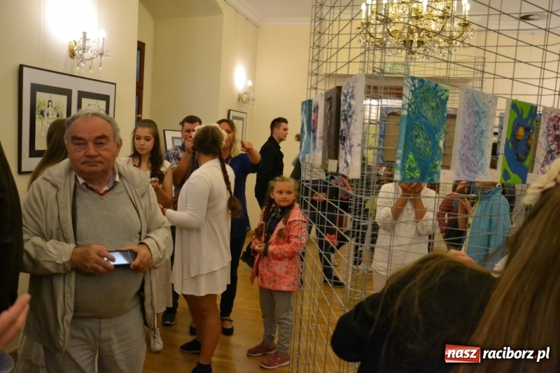 Zdjęcie w galerii na portalu naszraciborz.pl: I AM – Jestem - finał działań artystycznych podsumowano na Zamku Piastowskim wiadomości z regionu