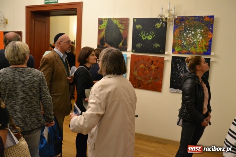 Zdjęcie w galerii na portalu naszraciborz.pl: I AM – Jestem - finał działań artystycznych podsumowano na Zamku Piastowskim wiadomości z regionu