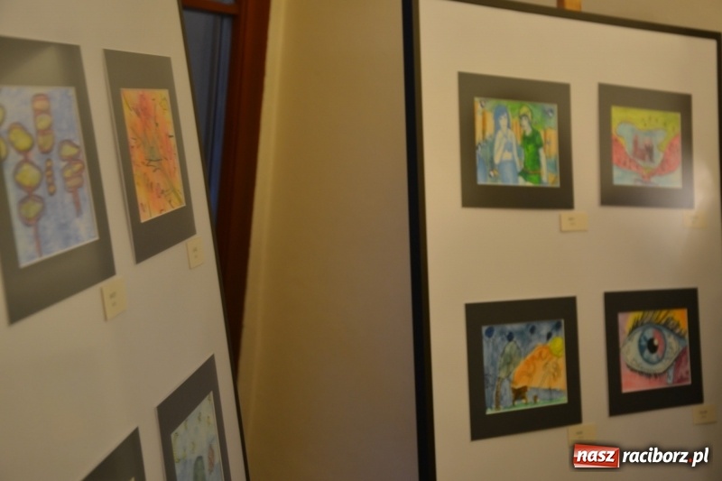 Zdjęcie w galerii na portalu naszraciborz.pl: I AM – Jestem - finał działań artystycznych podsumowano na Zamku Piastowskim wiadomości z regionu