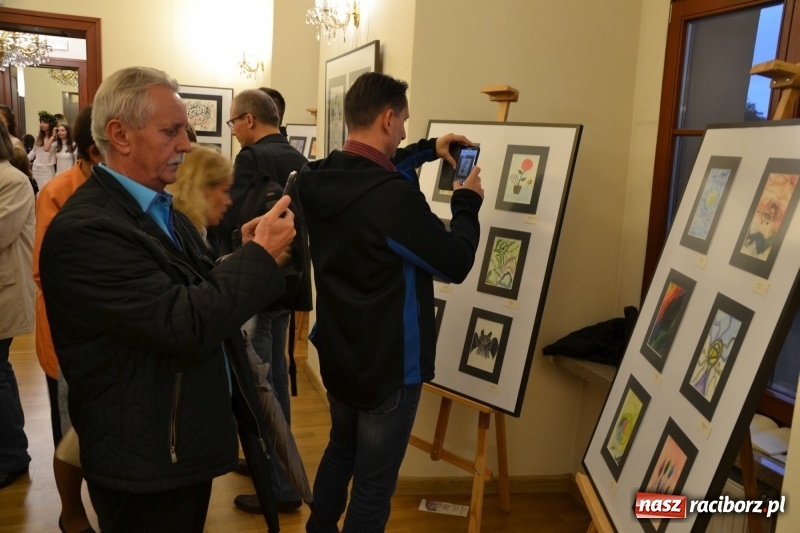 Zdjęcie w galerii na portalu naszraciborz.pl: I AM – Jestem - finał działań artystycznych podsumowano na Zamku Piastowskim wiadomości z regionu