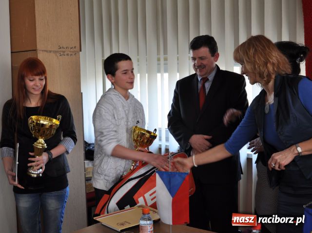 Zdjęcie w galerii na portalu naszraciborz.pl: Najlepsi tenisiści nagrodzeni wiadomości z regionu