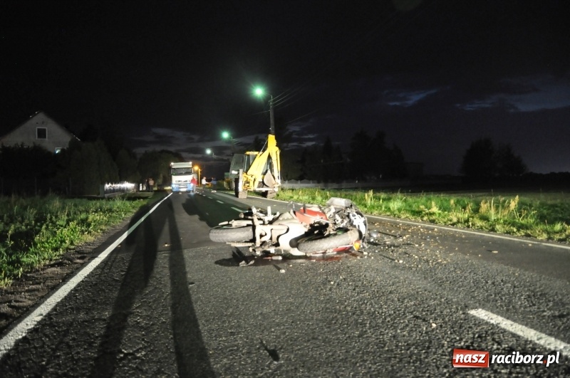 Zdjęcie w galerii na portalu naszraciborz.pl: Hondą, która wczoraj najechała na tył koparki w Kornicach, kierował 70-latek z Raciborza wiadomości z regionu