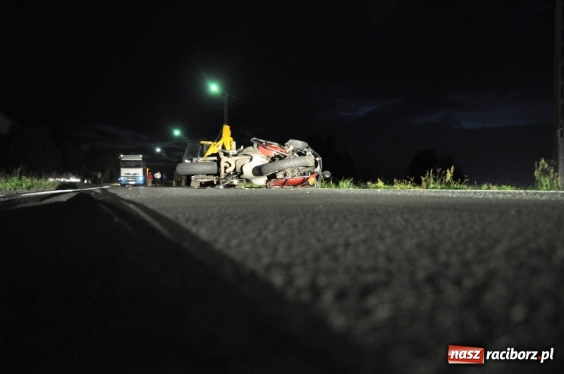 Zdjęcie w galerii na portalu naszraciborz.pl: Hondą, która wczoraj najechała na tył koparki w Kornicach, kierował 70-latek z Raciborza wiadomości z regionu