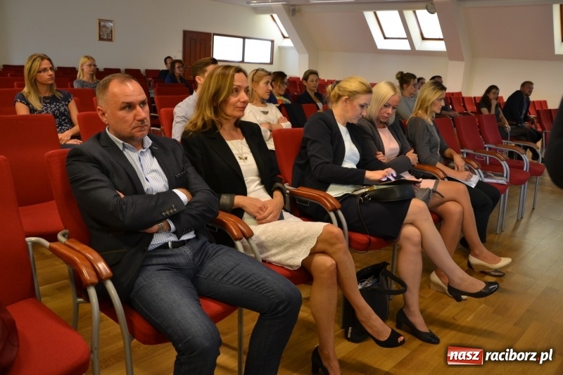 Zdjęcie w galerii na portalu naszraciborz.pl: Zgarnij dotację! – konferencja na Zamku Piastowskim za nami wiadomości z regionu