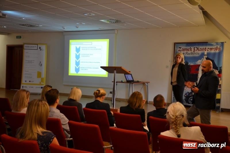Zdjęcie w galerii na portalu naszraciborz.pl: Zgarnij dotację! – konferencja na Zamku Piastowskim za nami wiadomości z regionu
