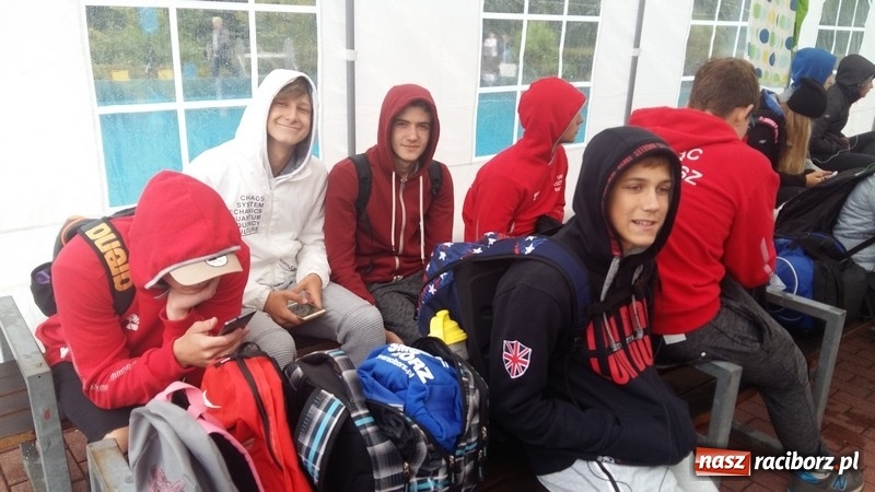 Zdjęcie w galerii na portalu naszraciborz.pl: Pływacy z Raciborza z sukcesami na zawodach pływackich w Werdohl wiadomości z regionu