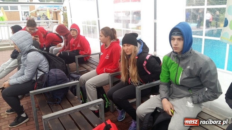 Zdjęcie w galerii na portalu naszraciborz.pl: Pływacy z Raciborza z sukcesami na zawodach pływackich w Werdohl wiadomości z regionu