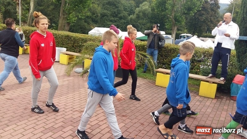 Zdjęcie w galerii na portalu naszraciborz.pl: Pływacy z Raciborza z sukcesami na zawodach pływackich w Werdohl wiadomości z regionu
