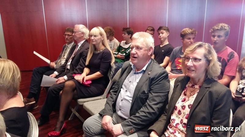 Zdjęcie w galerii na portalu naszraciborz.pl: Pływacy z Raciborza z sukcesami na zawodach pływackich w Werdohl wiadomości z regionu