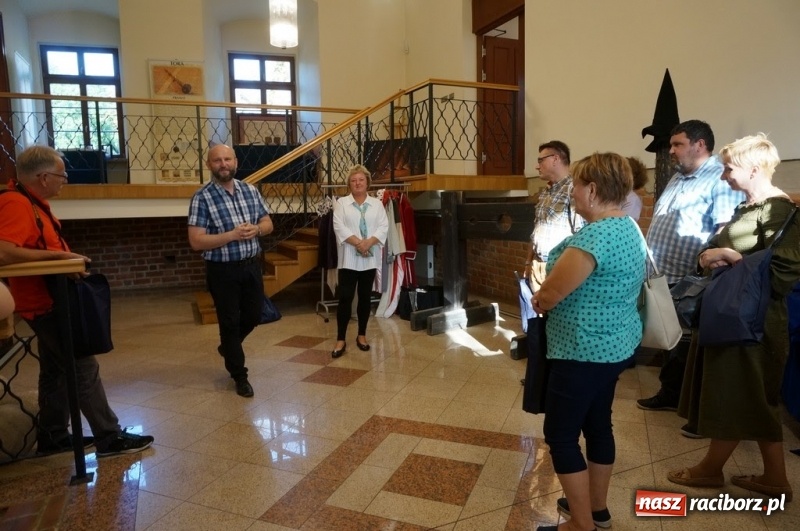 Zdjęcie w galerii na portalu naszraciborz.pl: Podróż studyjna dziennikarzy i przedstawicieli branży turystycznej po ziemi raciborskiej  wiadomości z regionu