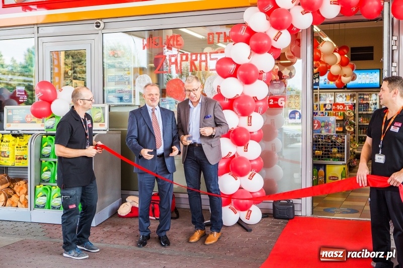 Zdjęcie w galerii na portalu naszraciborz.pl: W Raciborzu powitano nową markę paliwową. Circle K zastąpiła Statoil wiadomości z regionu