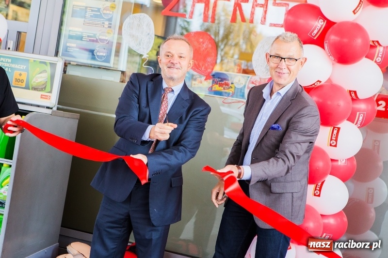 Zdjęcie w galerii na portalu naszraciborz.pl: W Raciborzu powitano nową markę paliwową. Circle K zastąpiła Statoil wiadomości z regionu