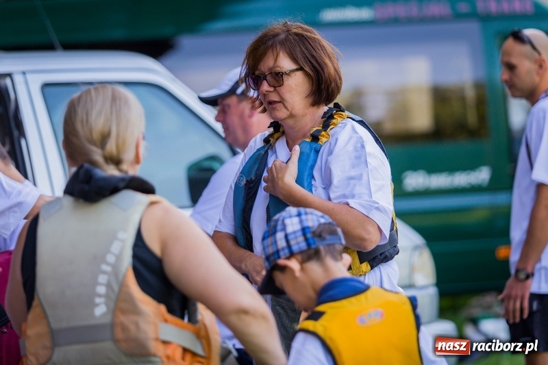 Zdjęcie w galerii na portalu naszraciborz.pl: XV Regionalny Spływ Kajakowy Olimpiad Specjalnych z Raciborza do Kędzierzyna Koźla wiadomości z regionu