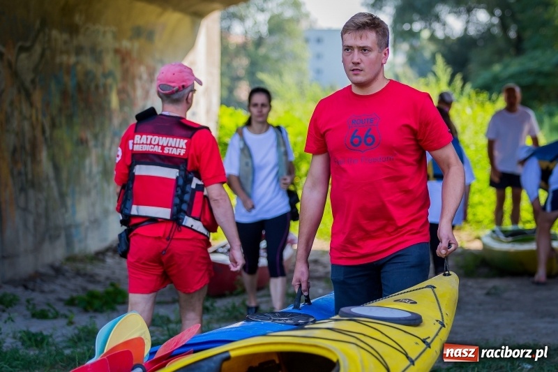 Zdjęcie w galerii na portalu naszraciborz.pl: XV Regionalny Spływ Kajakowy Olimpiad Specjalnych z Raciborza do Kędzierzyna Koźla wiadomości z regionu