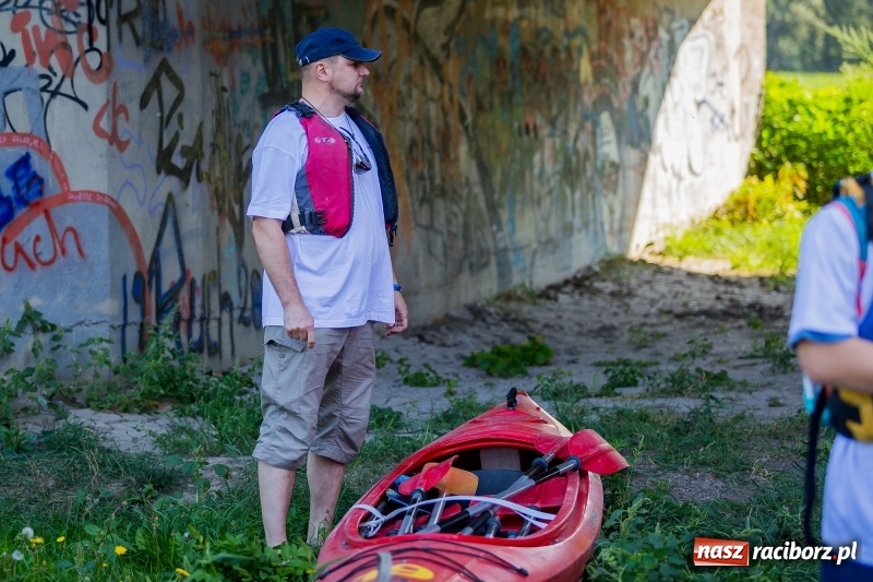 Zdjęcie w galerii na portalu naszraciborz.pl: XV Regionalny Spływ Kajakowy Olimpiad Specjalnych z Raciborza do Kędzierzyna Koźla wiadomości z regionu