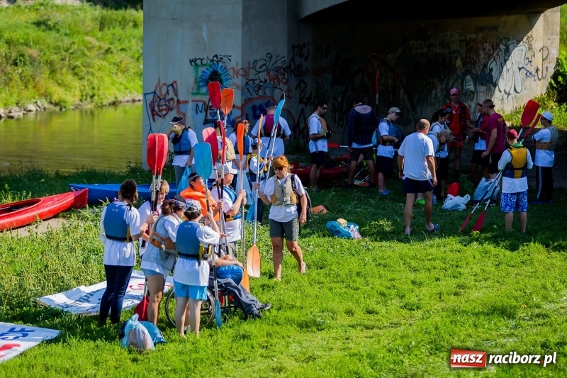 Zdjęcie w galerii na portalu naszraciborz.pl: XV Regionalny Spływ Kajakowy Olimpiad Specjalnych z Raciborza do Kędzierzyna Koźla wiadomości z regionu