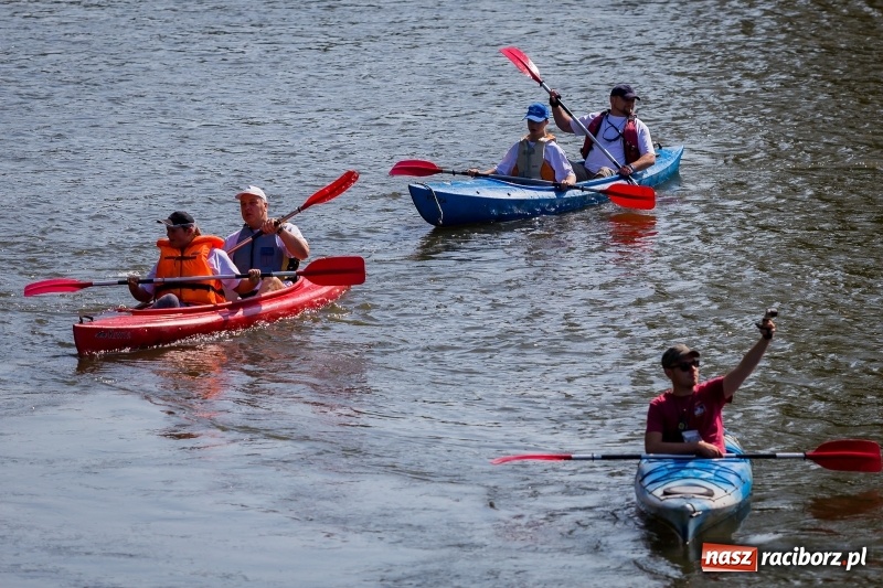 Zdjęcie w galerii na portalu naszraciborz.pl: XV Regionalny Spływ Kajakowy Olimpiad Specjalnych z Raciborza do Kędzierzyna Koźla wiadomości z regionu