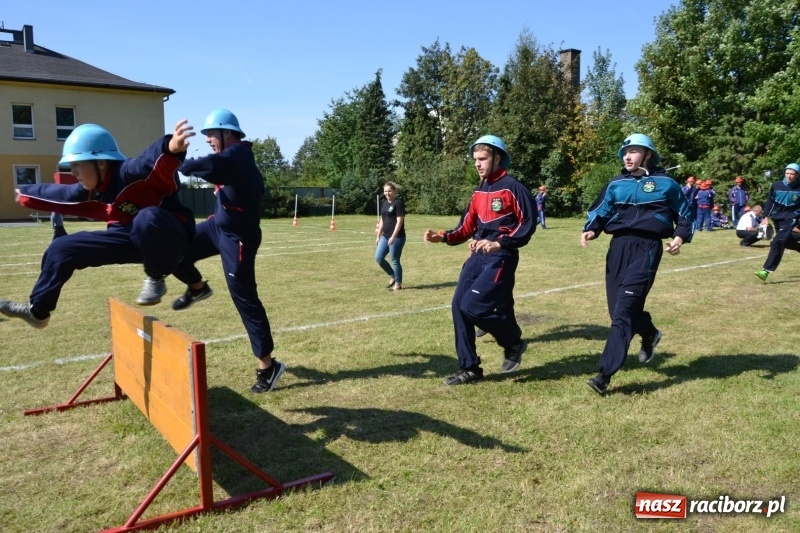 Zdjęcie w galerii na portalu naszraciborz.pl: Strażacka młodzież walczyła o Puchar Starosty wiadomości z regionu