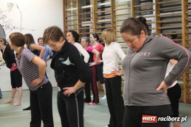 Zdjęcie w galerii na portalu naszraciborz.pl: Rzut, pad, mocny kopniak… wiadomości z regionu