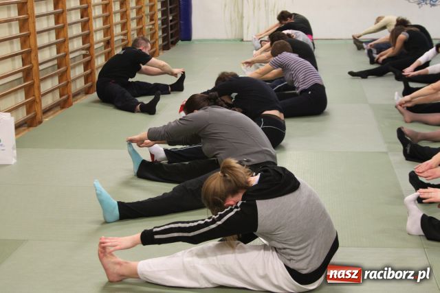 Zdjęcie w galerii na portalu naszraciborz.pl: Rzut, pad, mocny kopniak… wiadomości z regionu