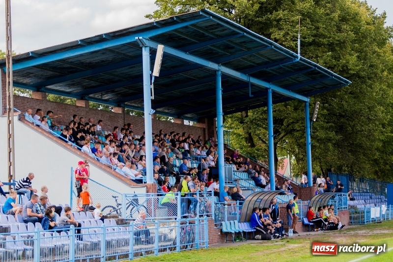 Zdjęcie w galerii na portalu naszraciborz.pl: Odra Centrum za mocna dla Unii Racibórz wiadomości z regionu