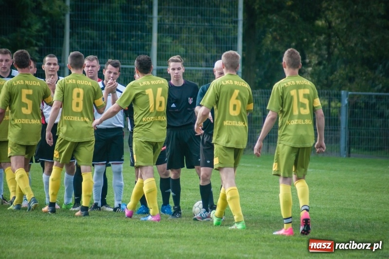 Zdjęcie w galerii na portalu naszraciborz.pl: Długo oczekiwane zwycięstwo Ocic przy Tuwima wiadomości z regionu