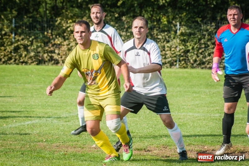 Zdjęcie w galerii na portalu naszraciborz.pl: Długo oczekiwane zwycięstwo Ocic przy Tuwima wiadomości z regionu