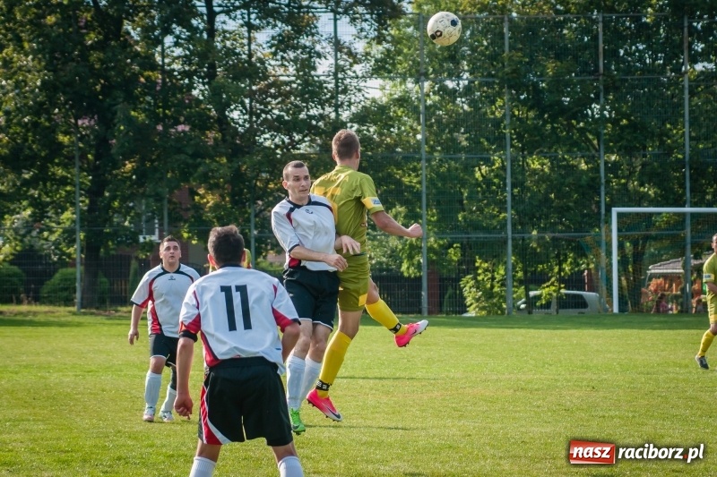 Zdjęcie w galerii na portalu naszraciborz.pl: Długo oczekiwane zwycięstwo Ocic przy Tuwima wiadomości z regionu