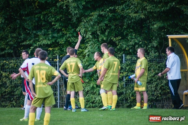 Zdjęcie w galerii na portalu naszraciborz.pl: Długo oczekiwane zwycięstwo Ocic przy Tuwima wiadomości z regionu