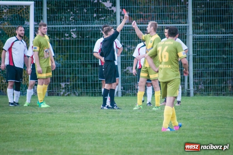 Zdjęcie w galerii na portalu naszraciborz.pl: Długo oczekiwane zwycięstwo Ocic przy Tuwima wiadomości z regionu