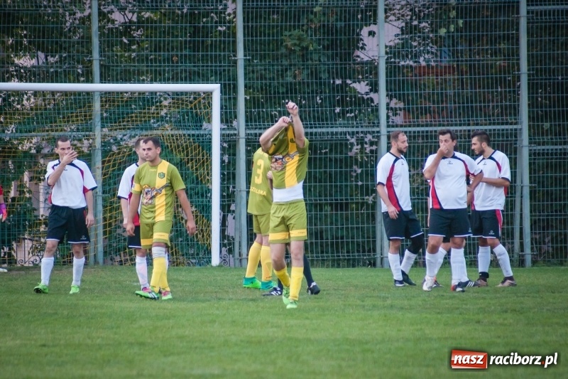 Zdjęcie w galerii na portalu naszraciborz.pl: Długo oczekiwane zwycięstwo Ocic przy Tuwima wiadomości z regionu
