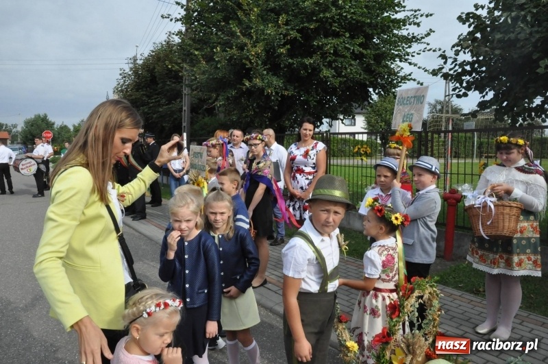 Zdjęcie w galerii na portalu naszraciborz.pl: Parafia Zawada Książęca świętuje dożynki wiadomości z regionu