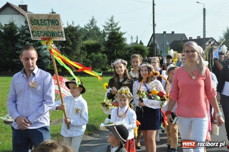 Zdjęcie w galerii na portalu naszraciborz.pl: Parafia Zawada Książęca świętuje dożynki wiadomości z regionu
