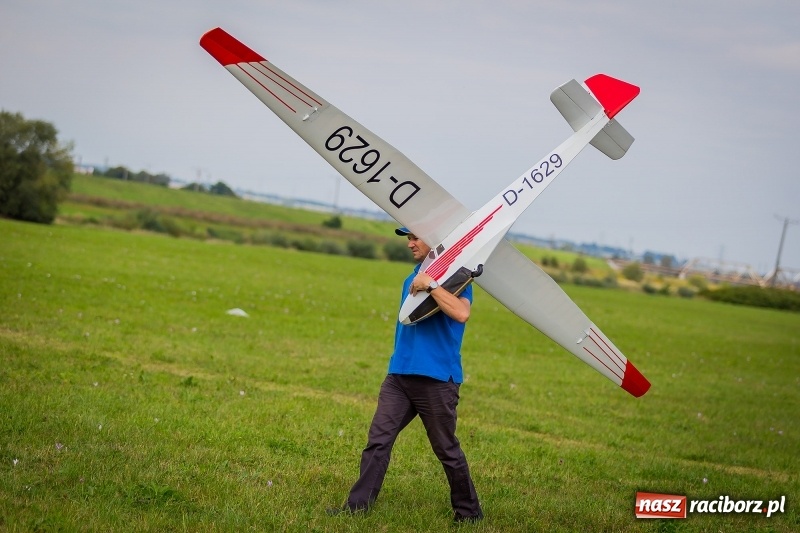 Zdjęcie w galerii na portalu naszraciborz.pl: Stowarzyszenie Skrzydlaty Racibórz zaprasza na XI Piknik Modelarski wiadomości z regionu