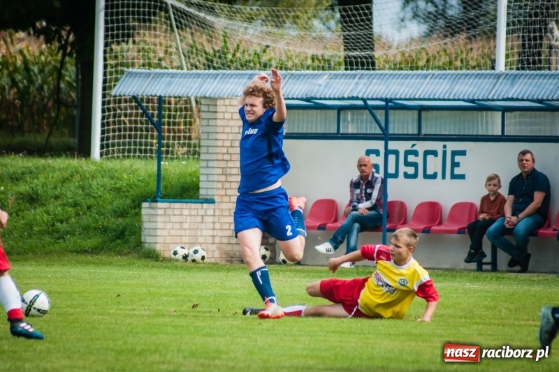 Zdjęcie w galerii na portalu naszraciborz.pl: Pewna wygrana juniorów Rafako z Zabełkowem wiadomości z regionu