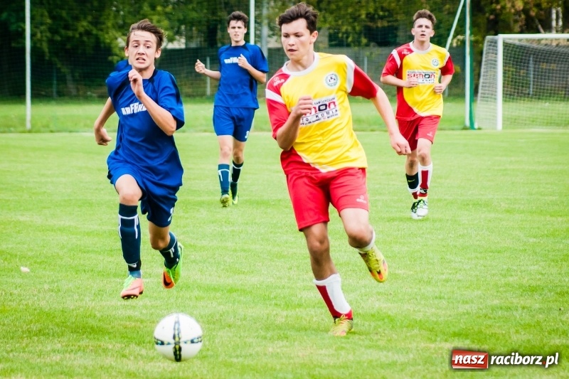 Zdjęcie w galerii na portalu naszraciborz.pl: Pewna wygrana juniorów Rafako z Zabełkowem wiadomości z regionu