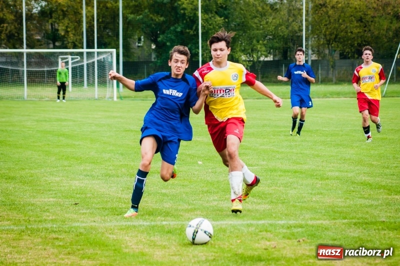 Zdjęcie w galerii na portalu naszraciborz.pl: Pewna wygrana juniorów Rafako z Zabełkowem wiadomości z regionu