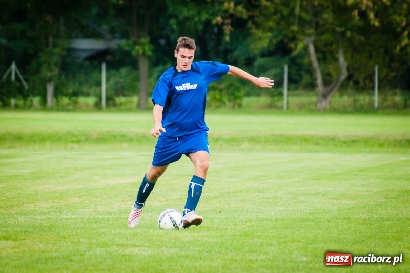 Zdjęcie w galerii na portalu naszraciborz.pl: Pewna wygrana juniorów Rafako z Zabełkowem wiadomości z regionu