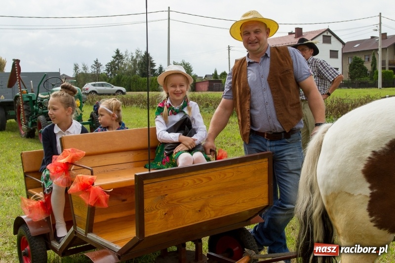 Zdjęcie w galerii na portalu naszraciborz.pl: Samborowickie dożynki z archeologią w tle wiadomości z regionu