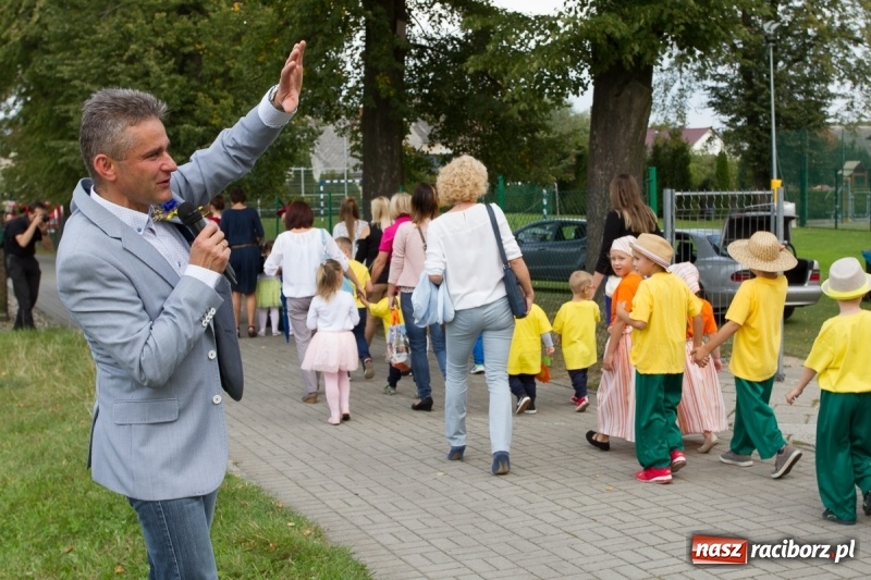 Zdjęcie w galerii na portalu naszraciborz.pl: Samborowickie dożynki z archeologią w tle wiadomości z regionu