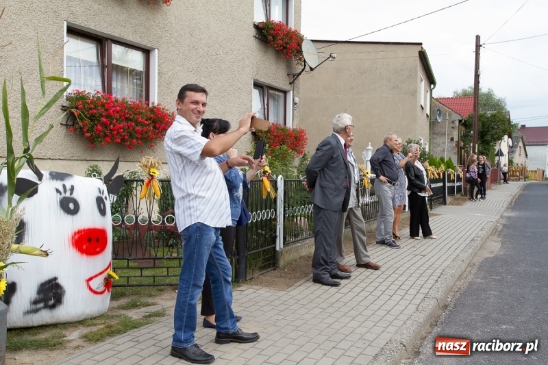 Zdjęcie w galerii na portalu naszraciborz.pl: Samborowickie dożynki z archeologią w tle wiadomości z regionu