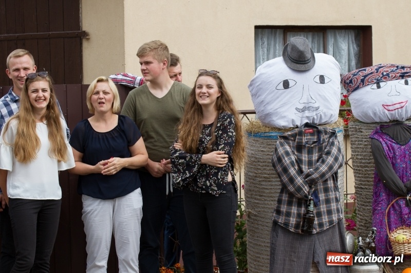 Zdjęcie w galerii na portalu naszraciborz.pl: Samborowickie dożynki z archeologią w tle wiadomości z regionu
