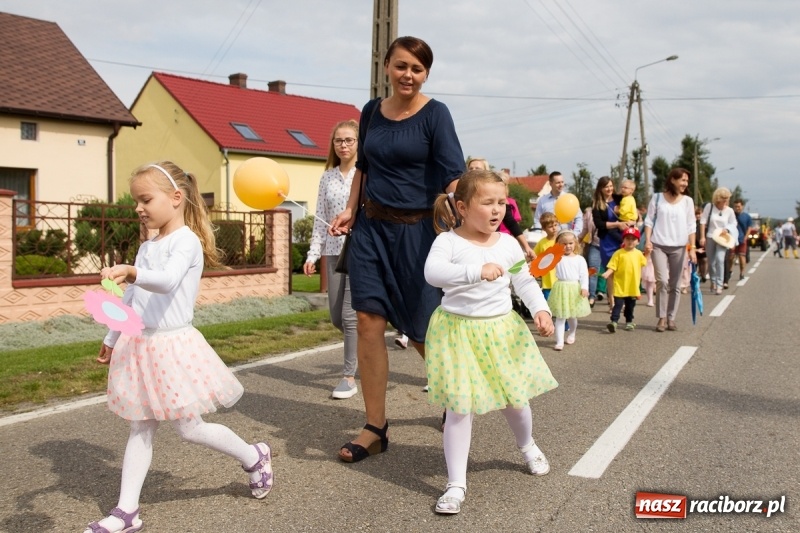 Zdjęcie w galerii na portalu naszraciborz.pl: Samborowickie dożynki z archeologią w tle wiadomości z regionu