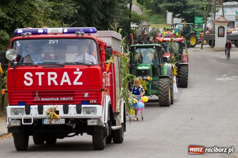 Zdjęcie w galerii na portalu naszraciborz.pl: Barwne i wesołe dożynki w Krzanowicach wiadomości z regionu