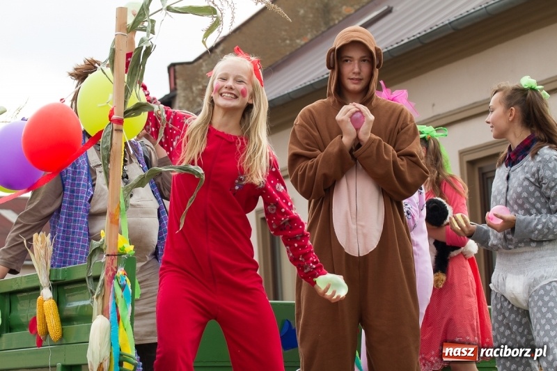 Zdjęcie w galerii na portalu naszraciborz.pl: Barwne i wesołe dożynki w Krzanowicach wiadomości z regionu